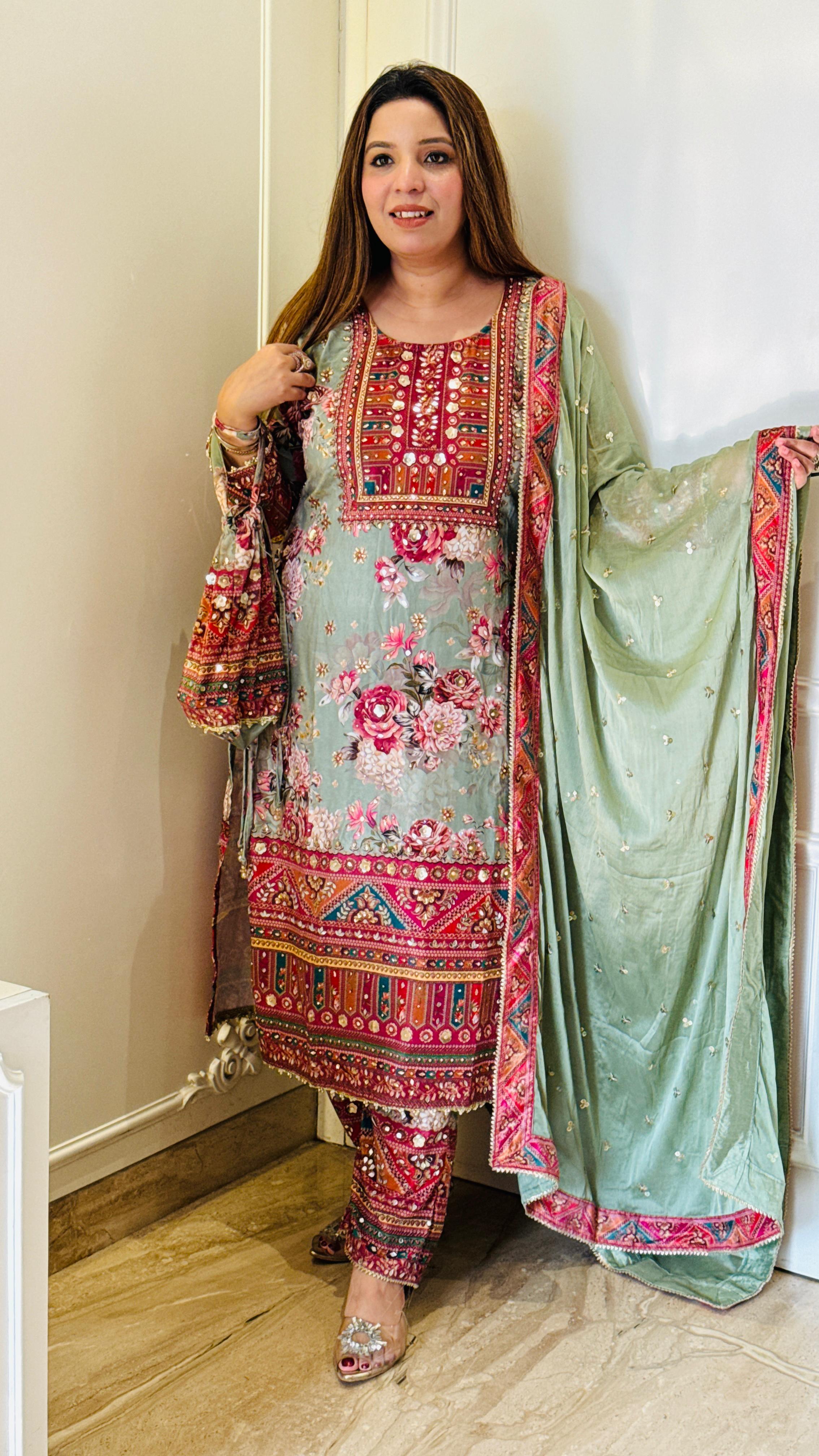 Heavy Velvet Handwork Suit Set – Luxe